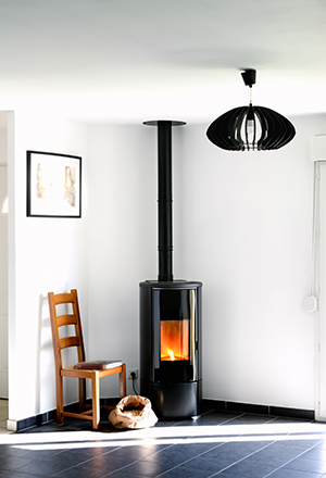 Installation po&ecirc;le &agrave; granul&eacute;s Lens avec r&eacute;gulation thermostatique